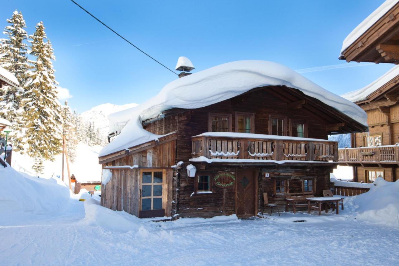 Hotel Silbertal - Almhuetten Solden Exterior photo